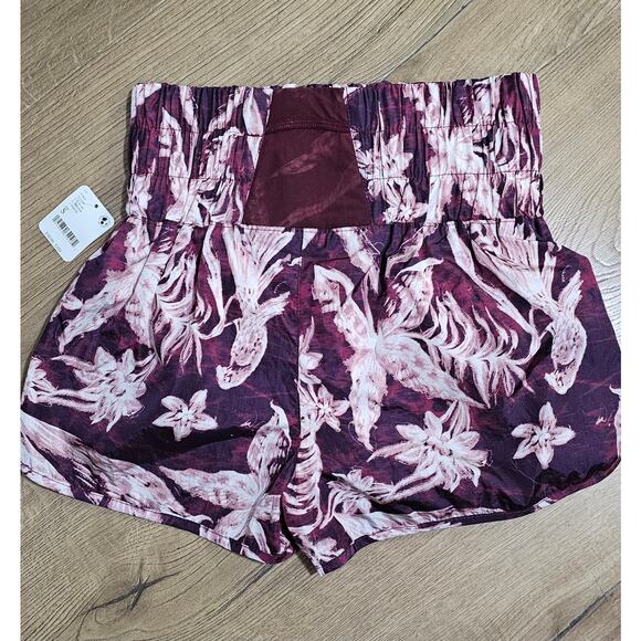 NWT FP Movement Free People The Way Home Red Rouge Shorts S - Picture 2 of 3